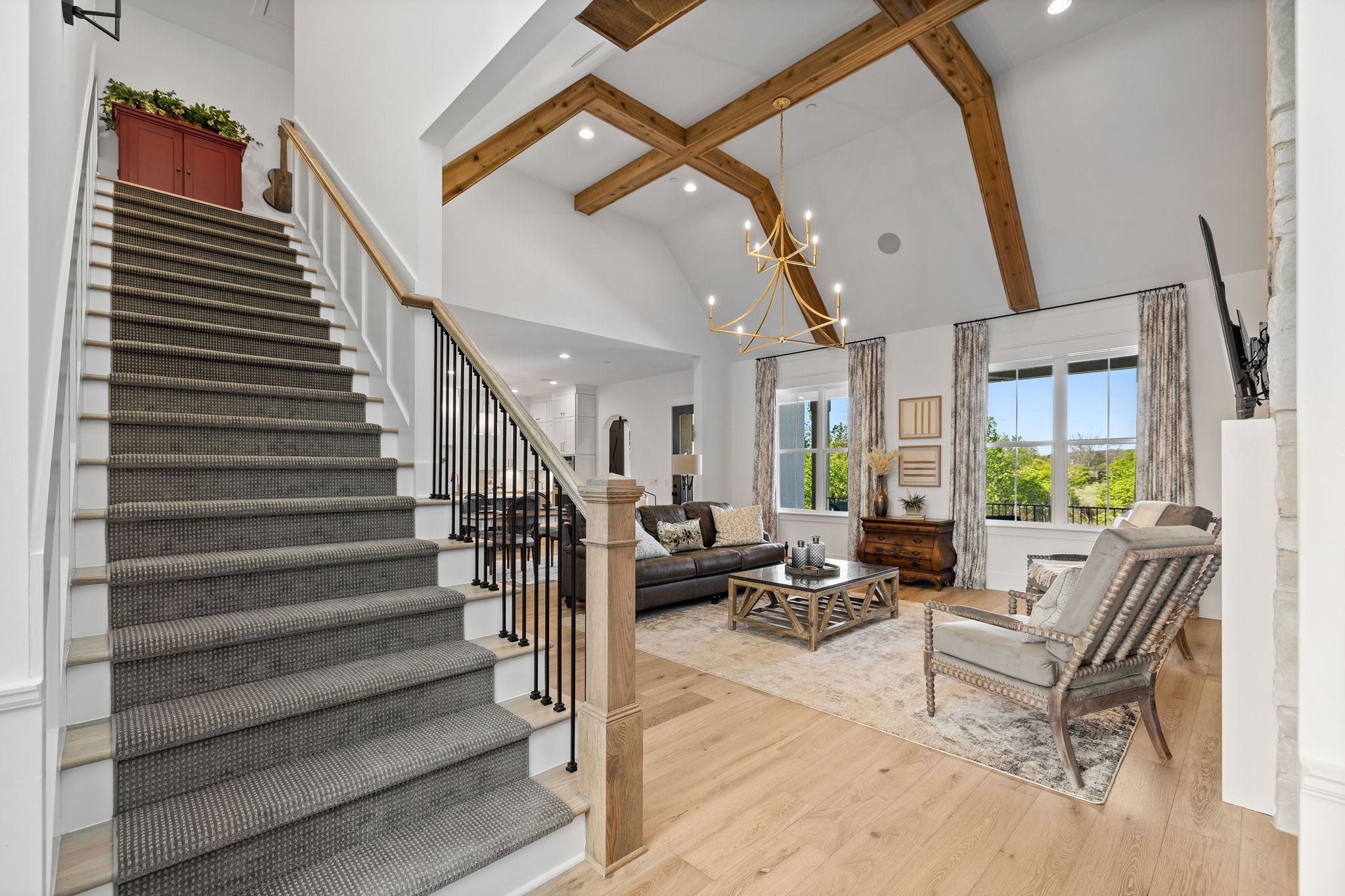 1003 Sinatra Drive