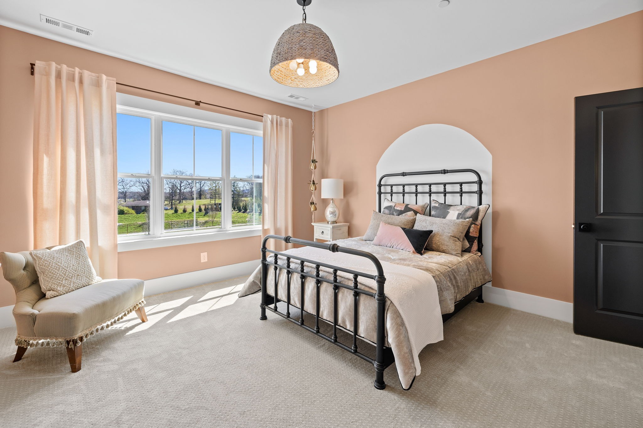 1003 Sinatra Drive