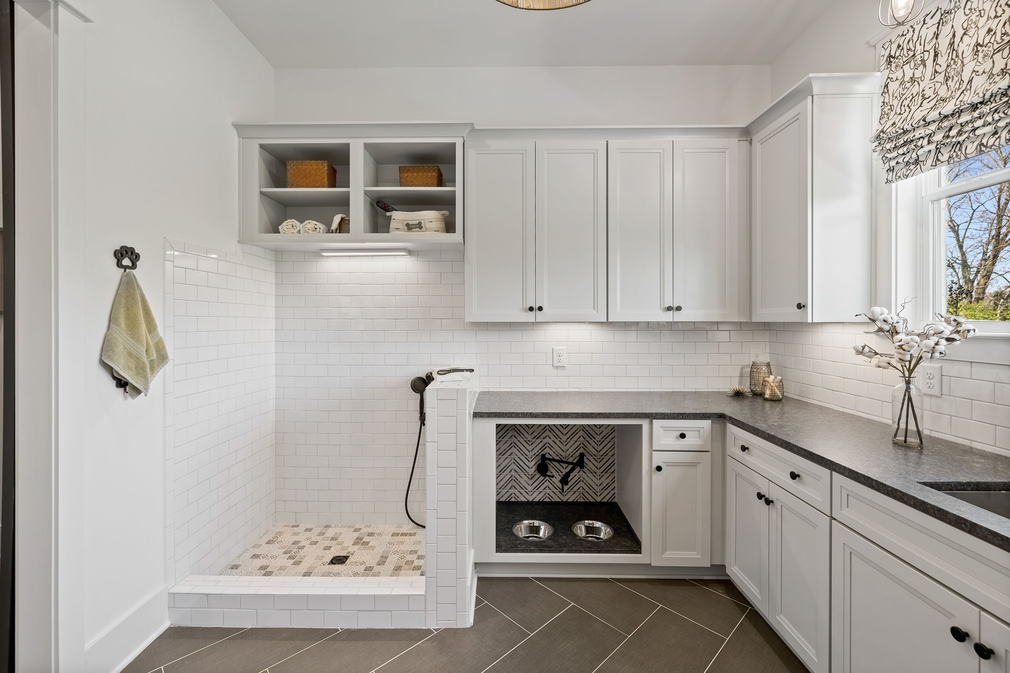 1003 Sinatra Drive