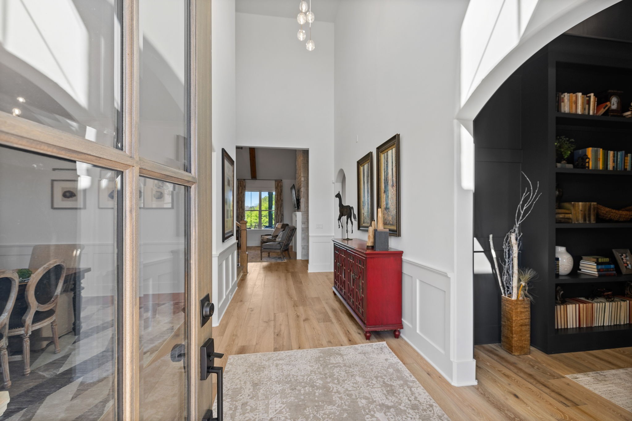 1003 Sinatra Drive