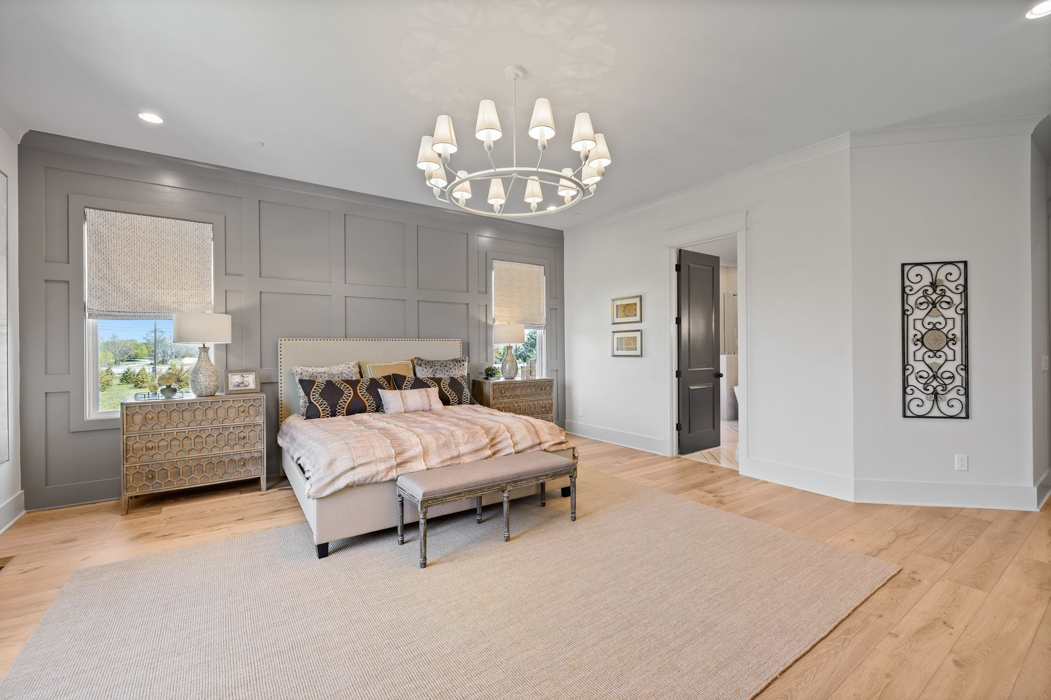 1003 Sinatra Drive