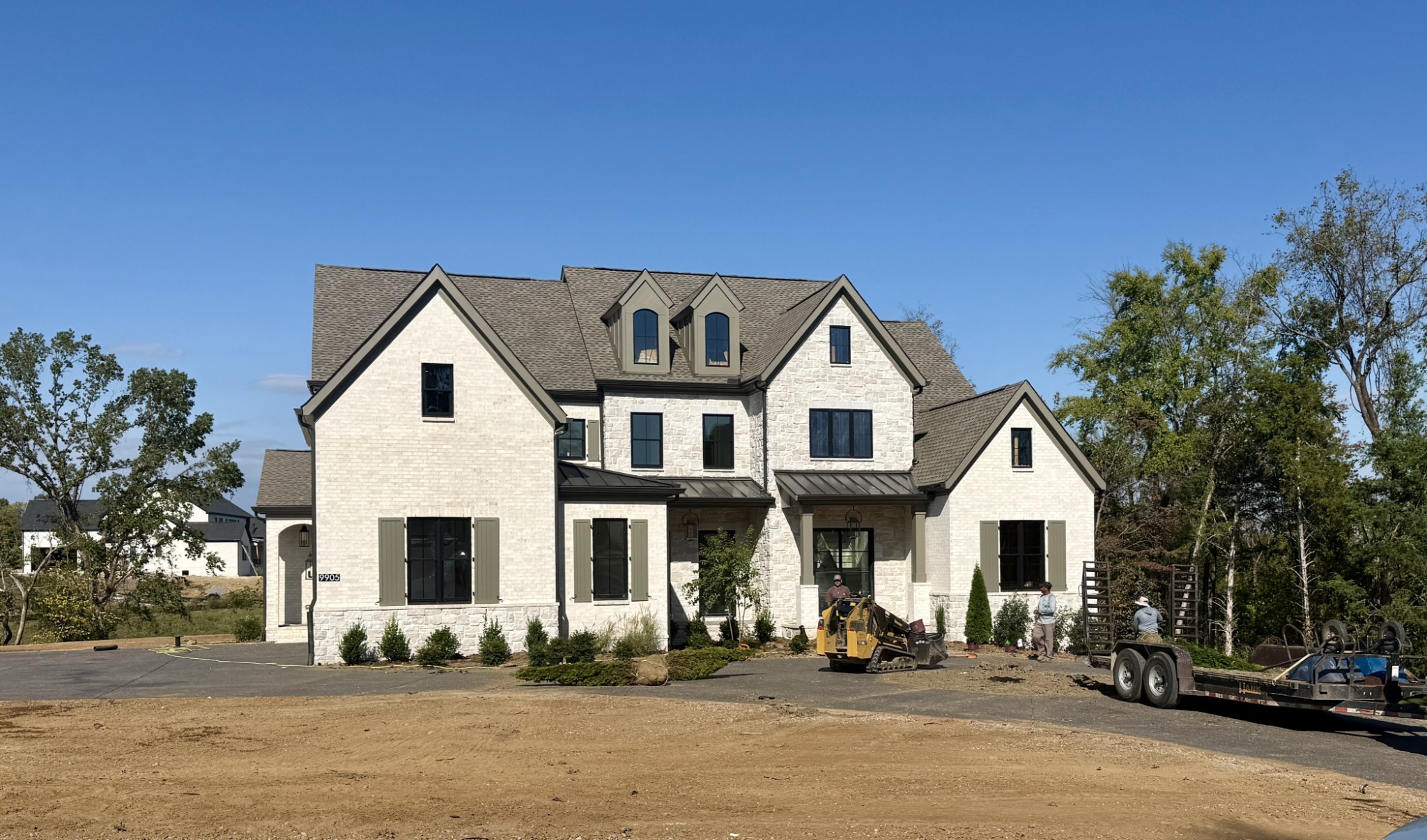 9905 Amarosa Ct