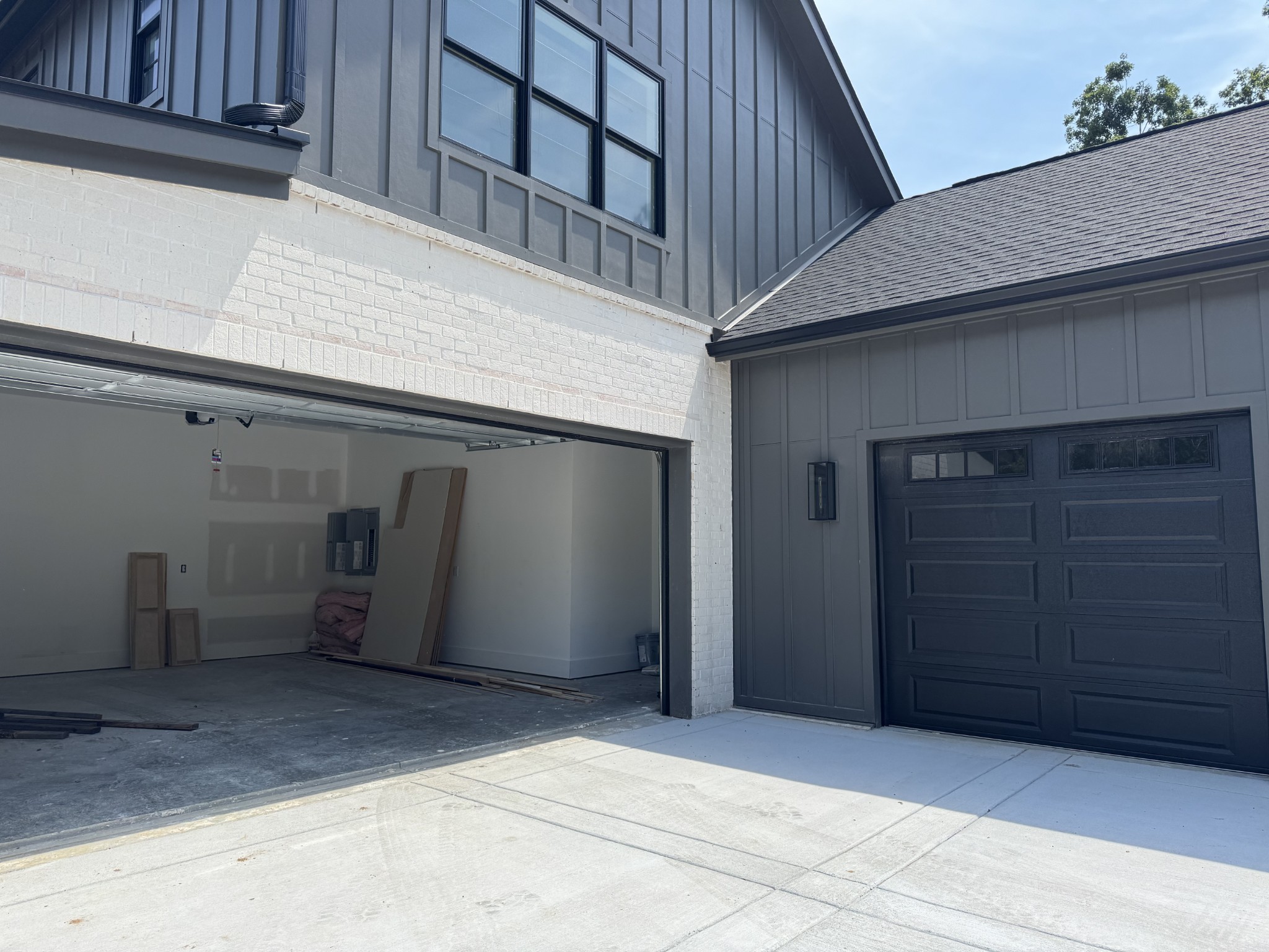 9405 Dewaal Ridge