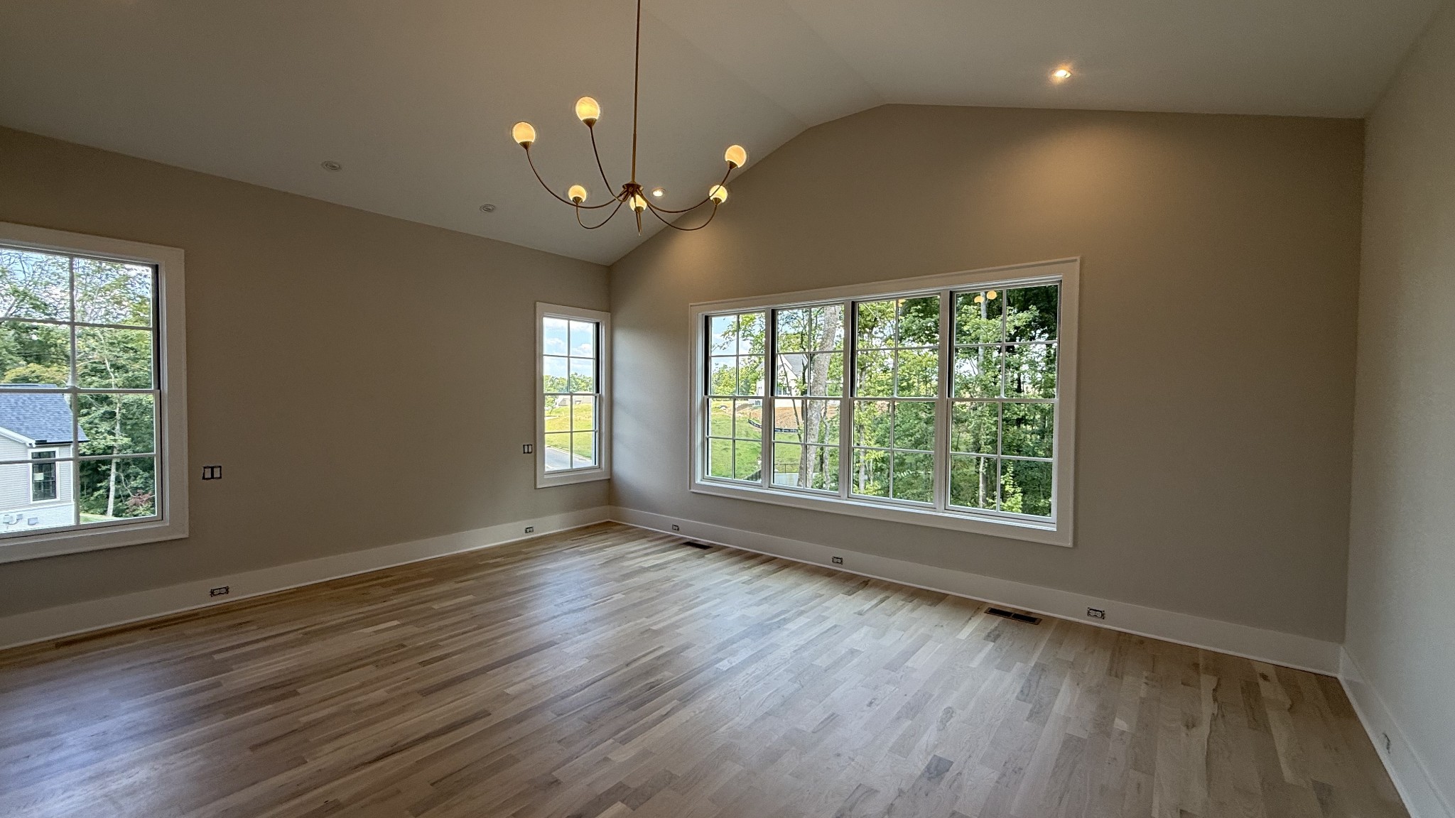 9405 Dewaal Ridge