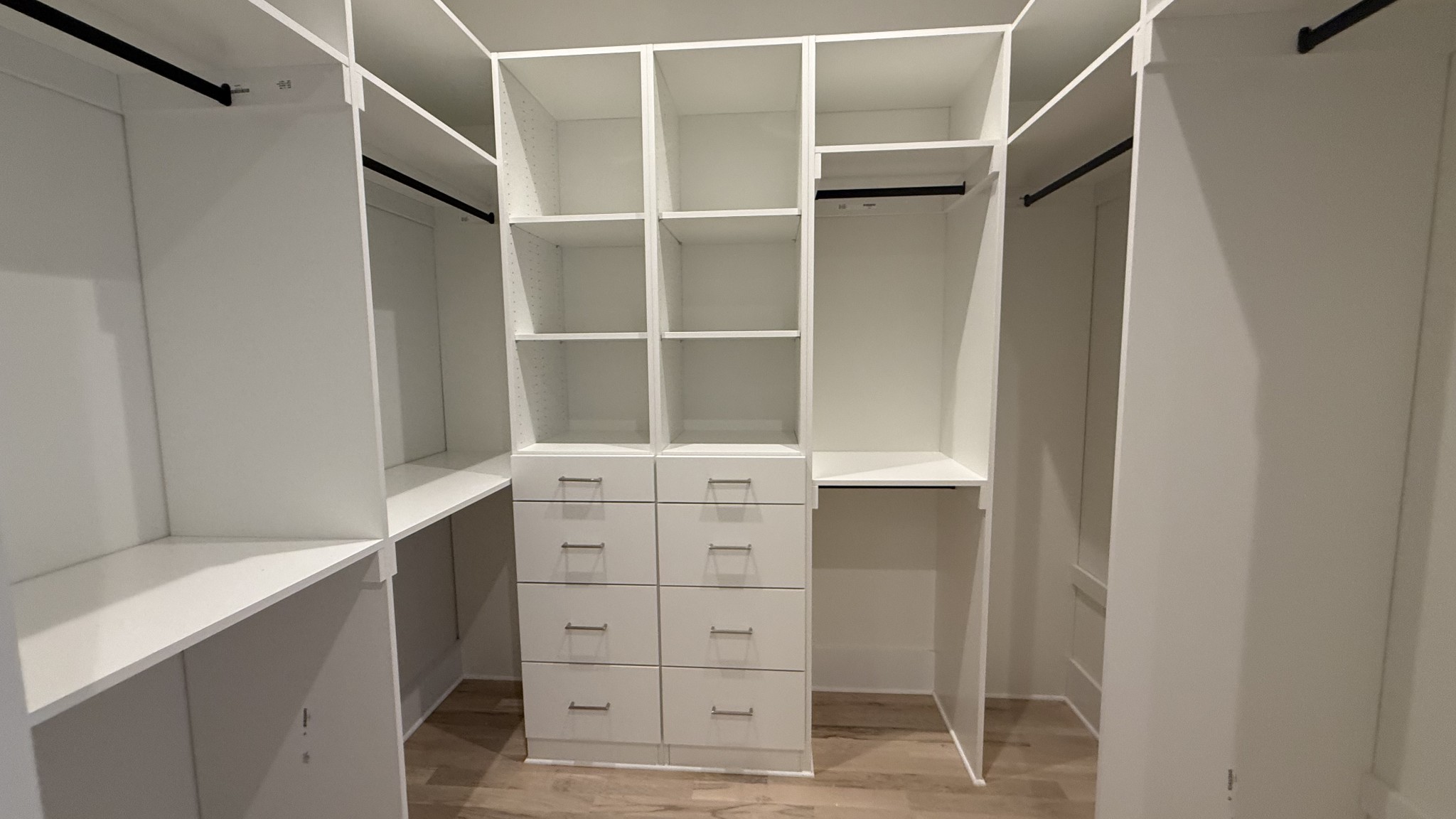 9405 Dewaal Ridge