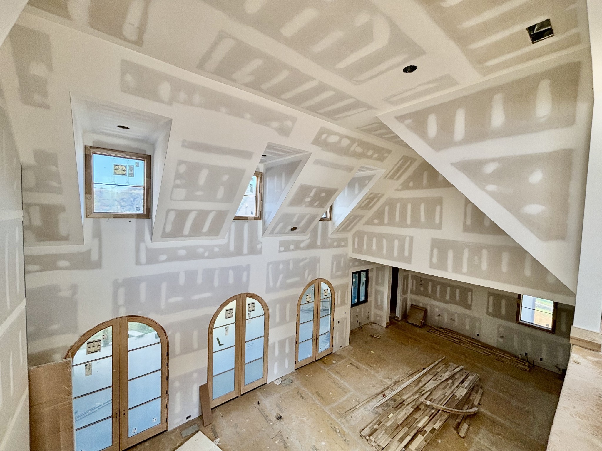 8102 Turning Point Dr