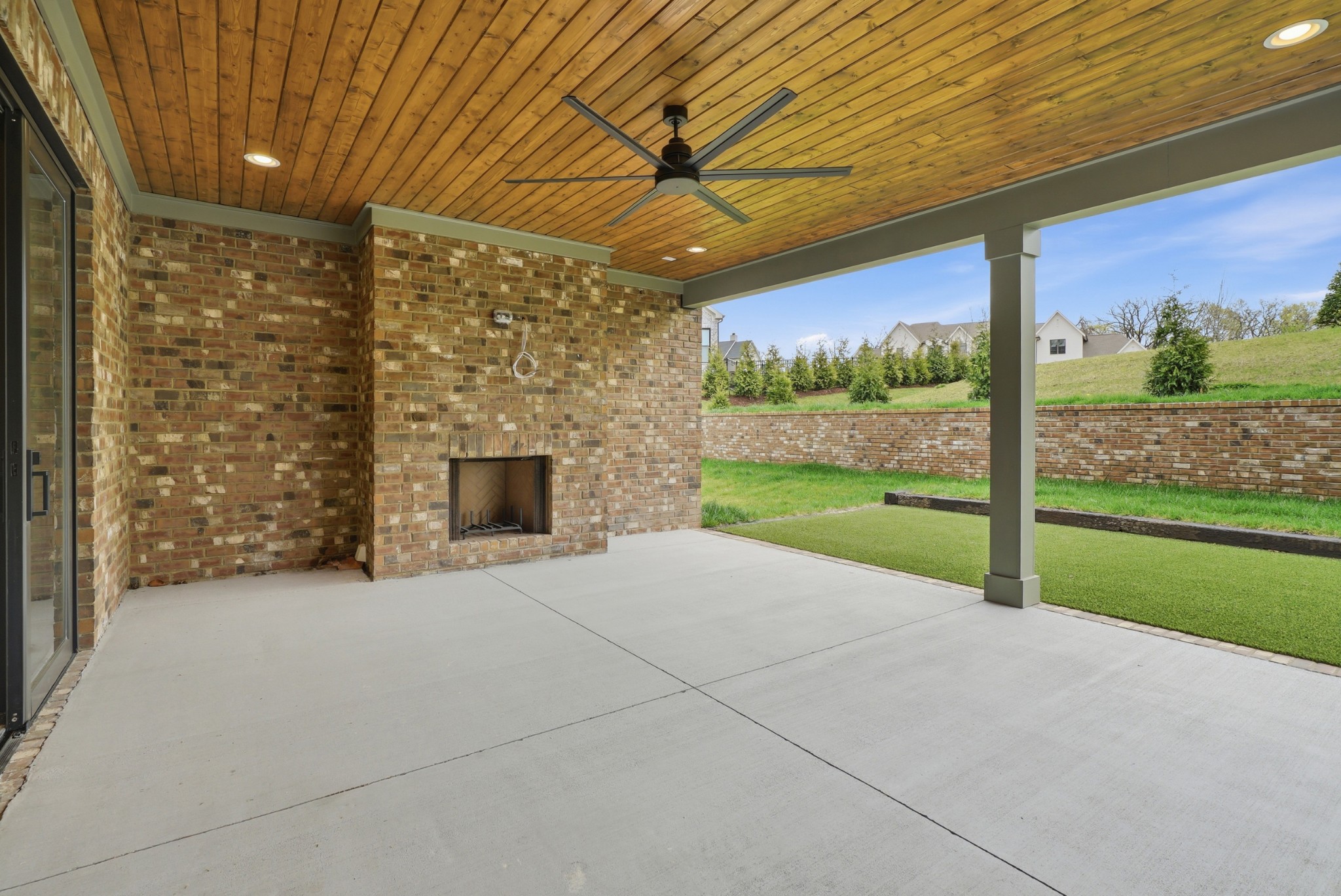 1674 Geralds Dr