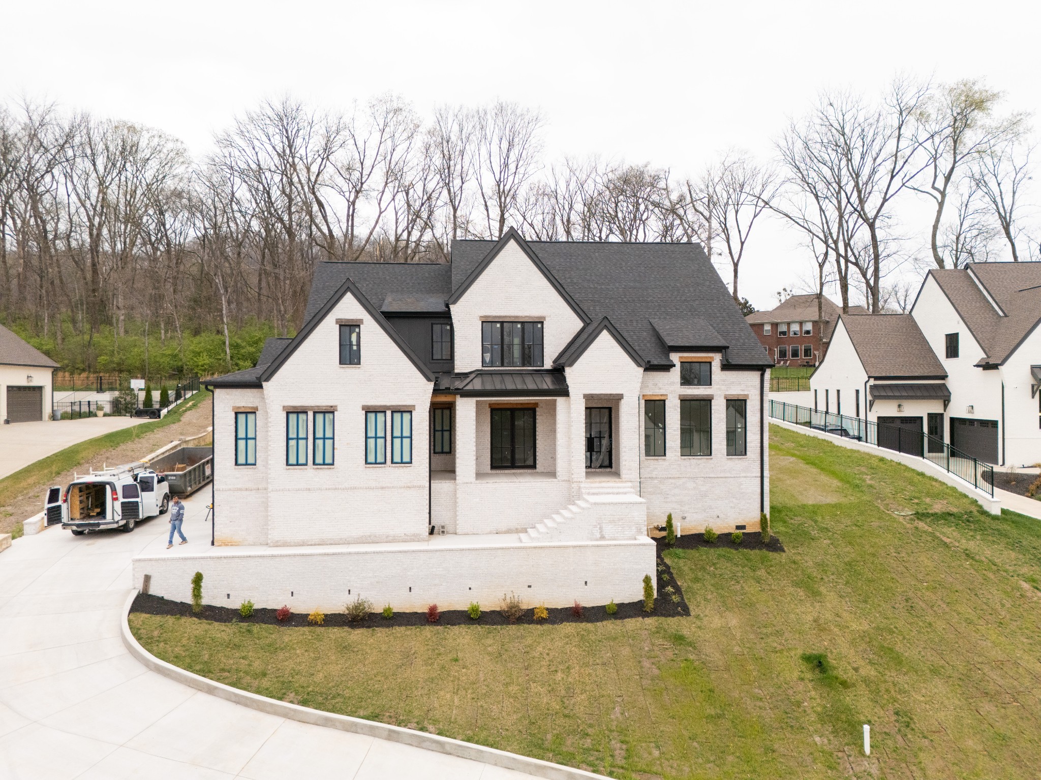 1586 Eastwood Dr