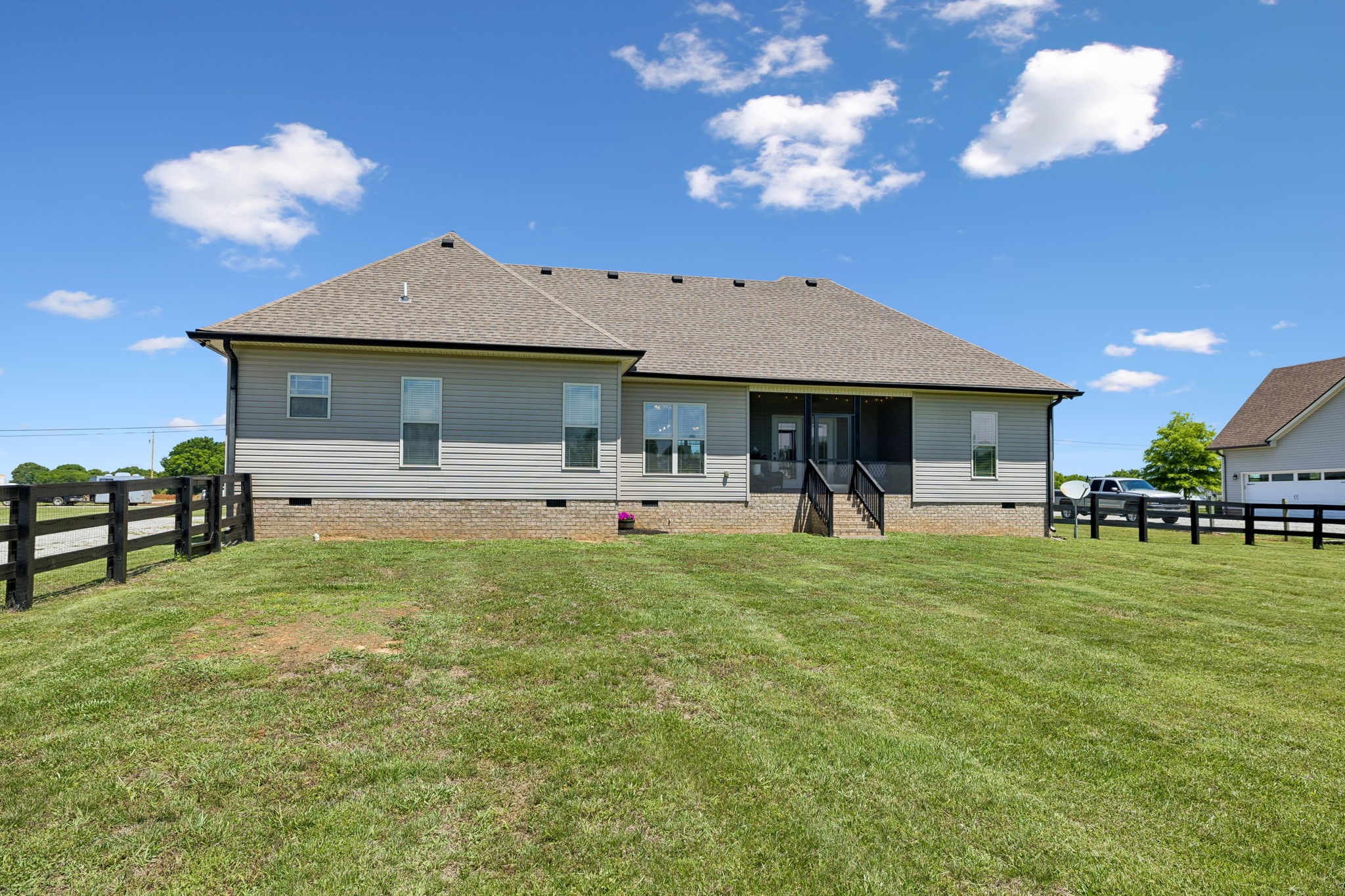 1357 Neil Rd