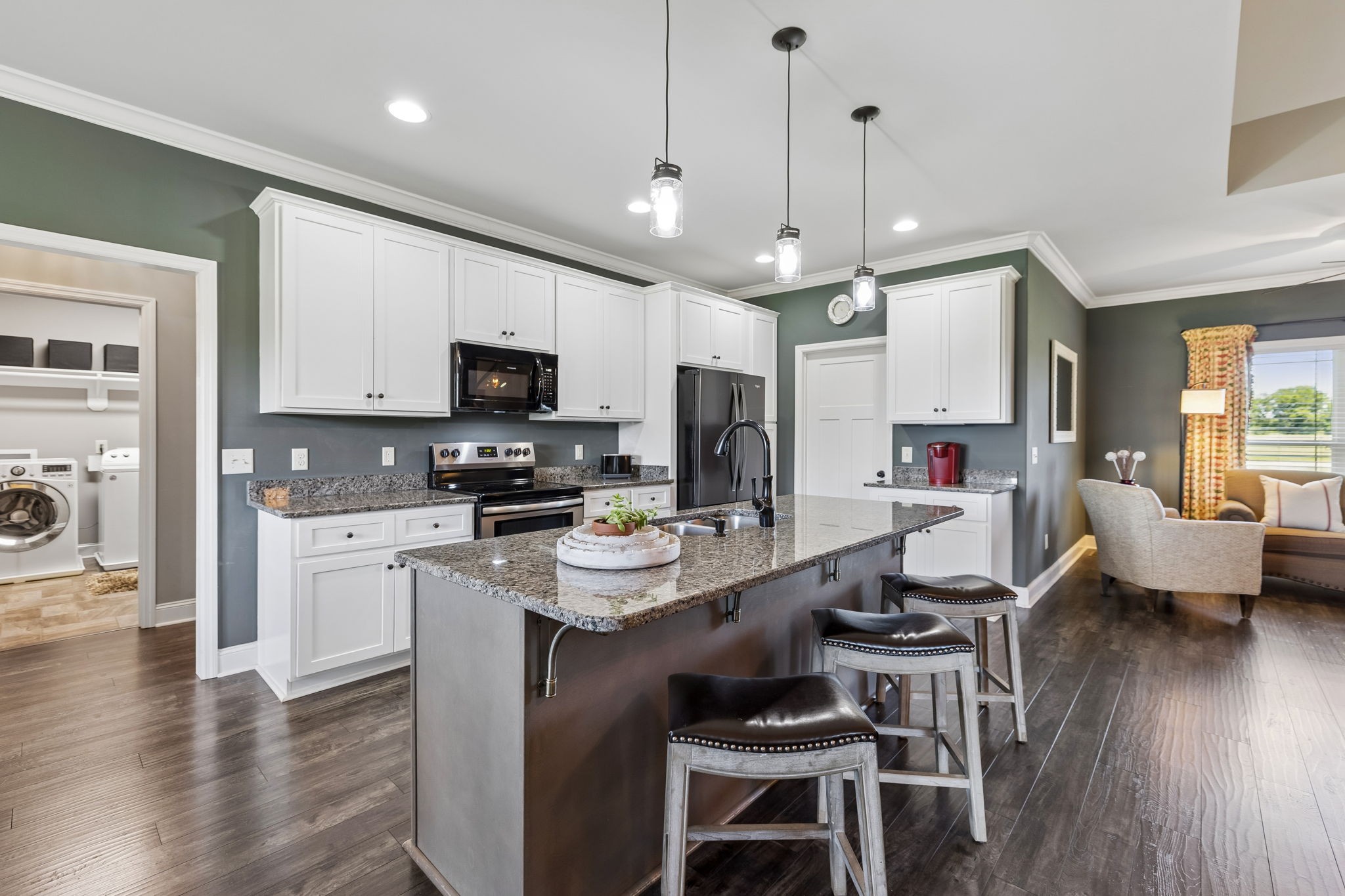 1357 Neil Rd