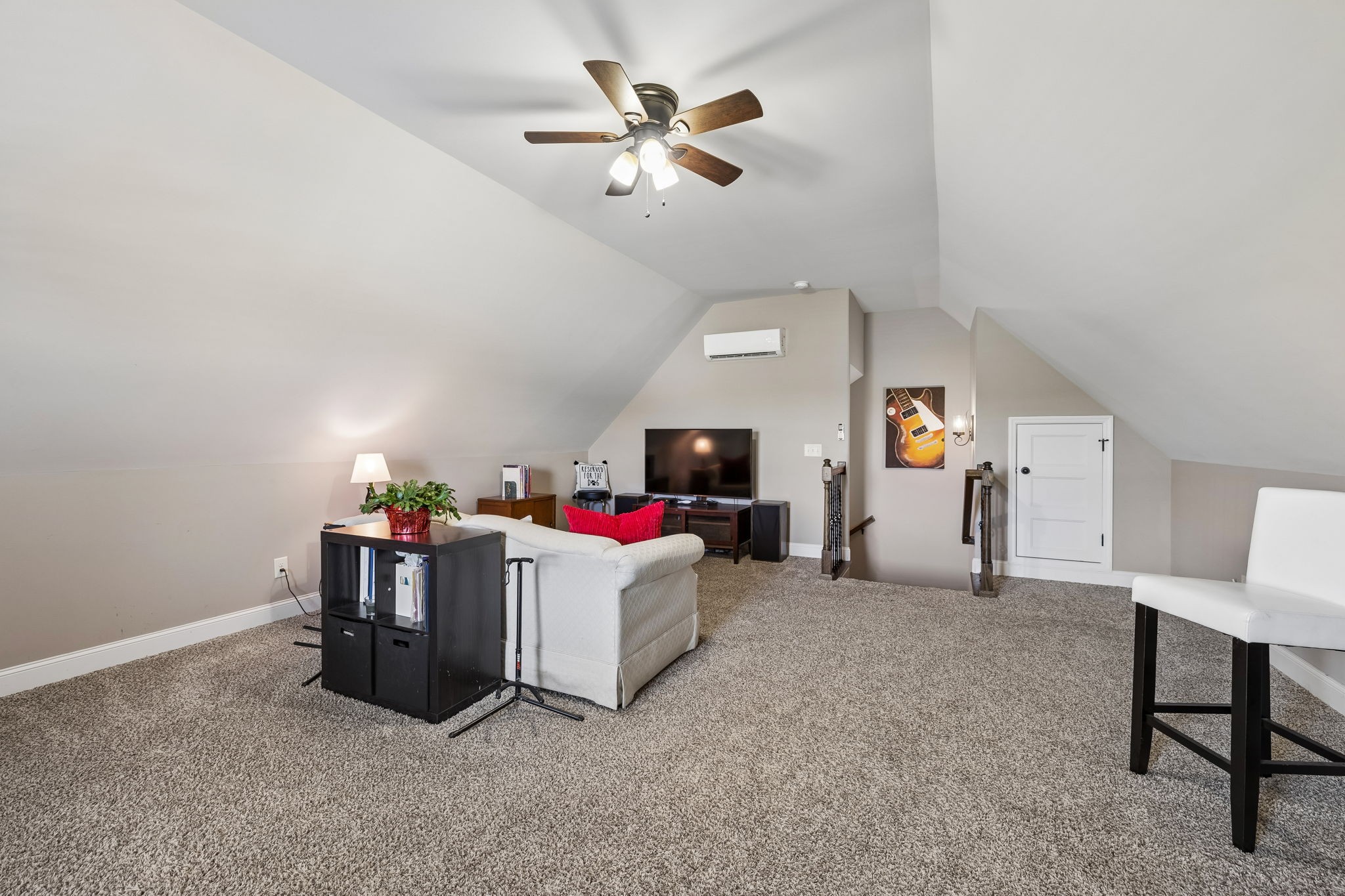 1357 Neil Rd