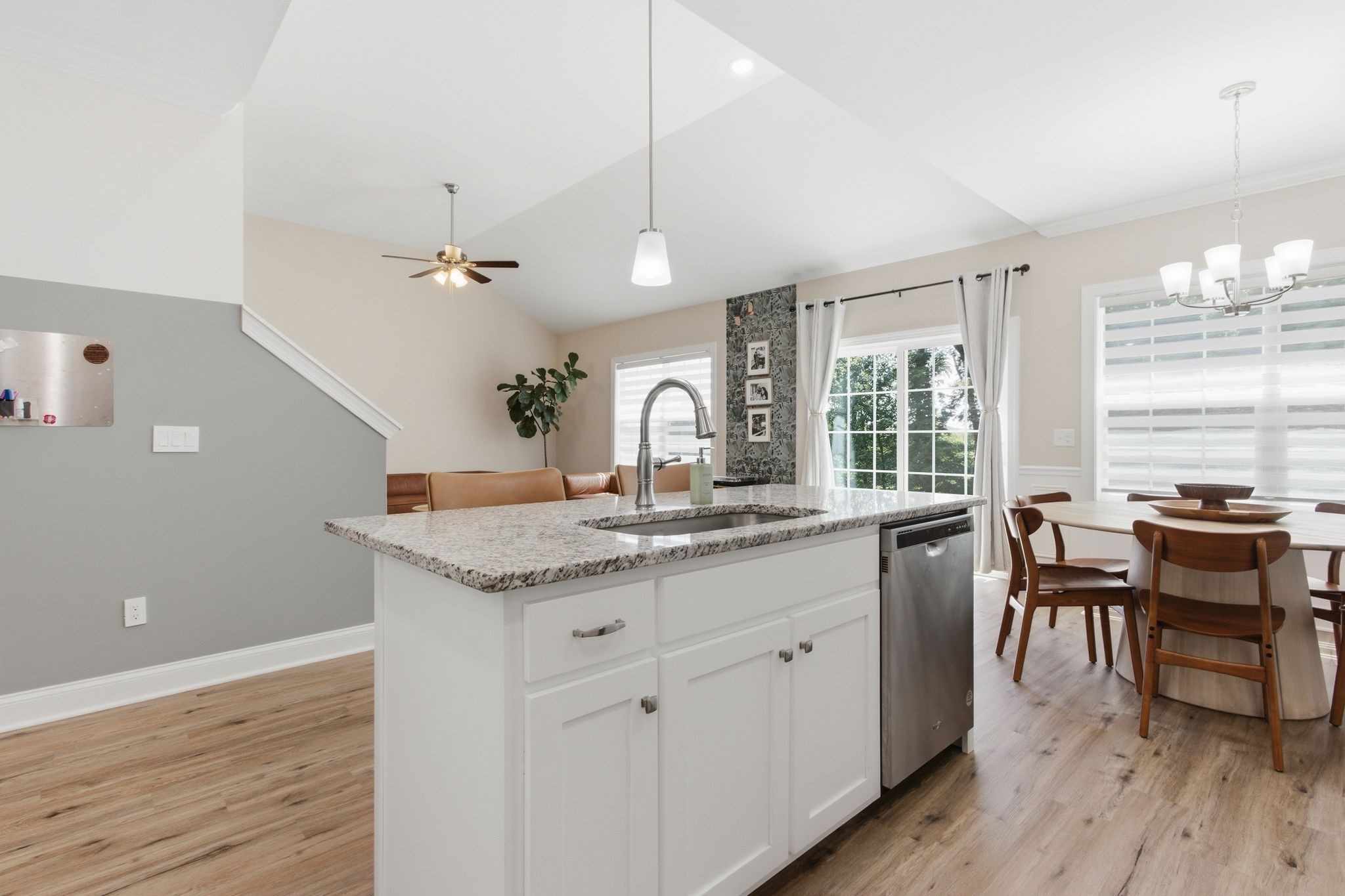 504 Cascade Dr