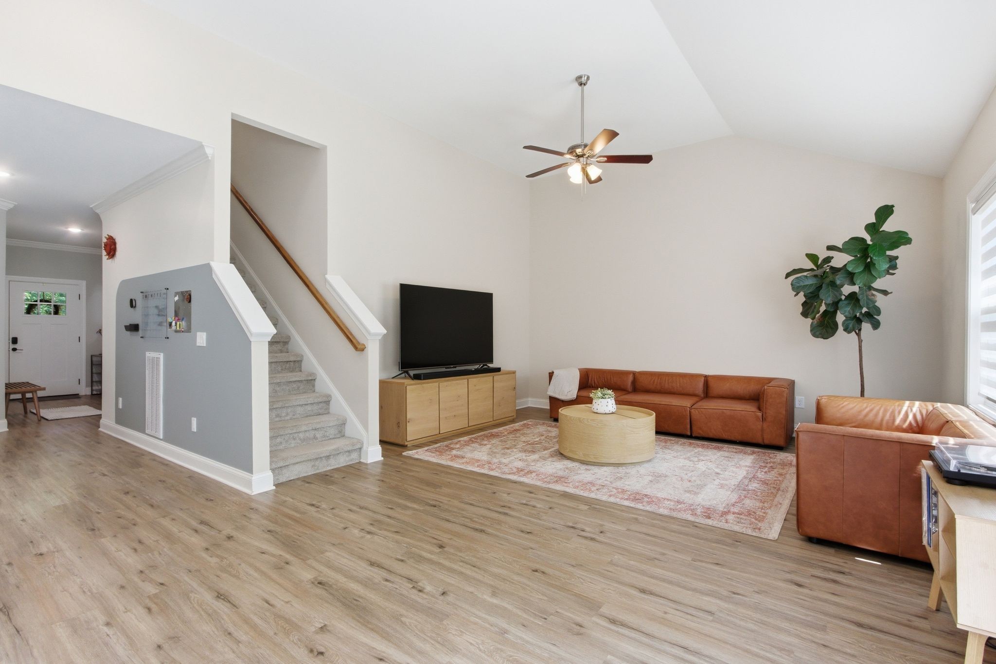 504 Cascade Dr