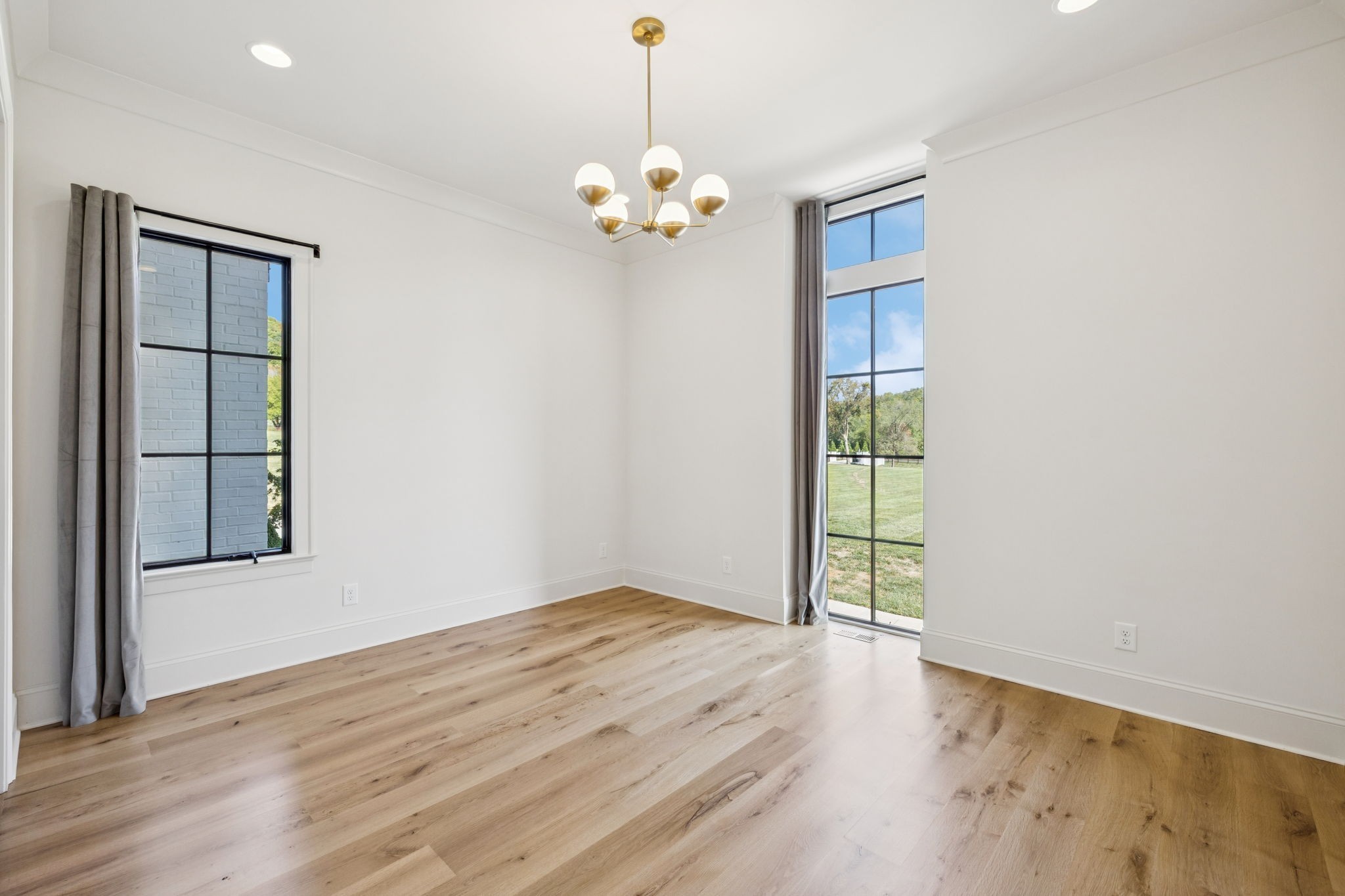 2245 Skinner Rd