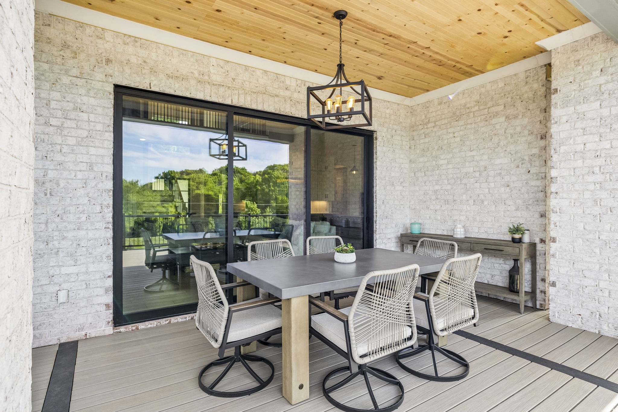 7128 Bonterra Dr