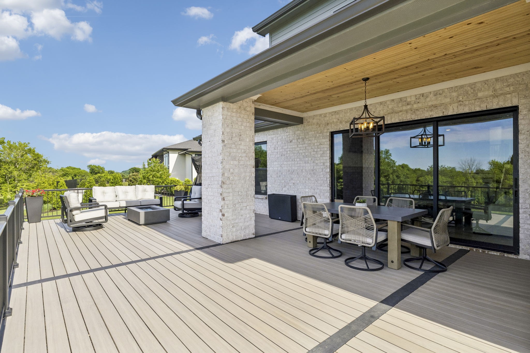 7128 Bonterra Dr