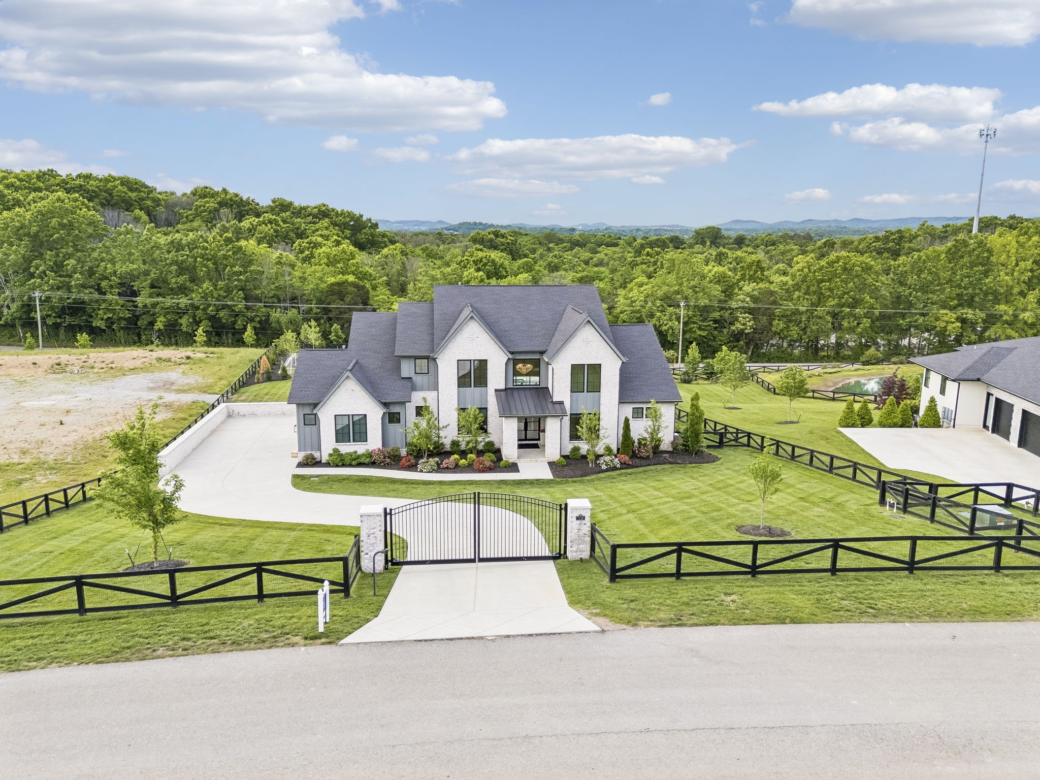 7128 Bonterra Dr