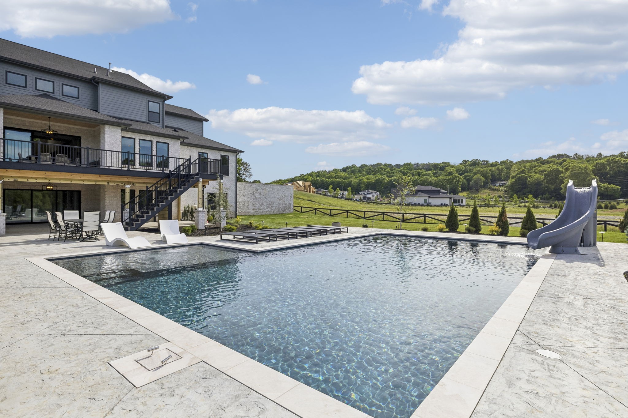 7128 Bonterra Dr