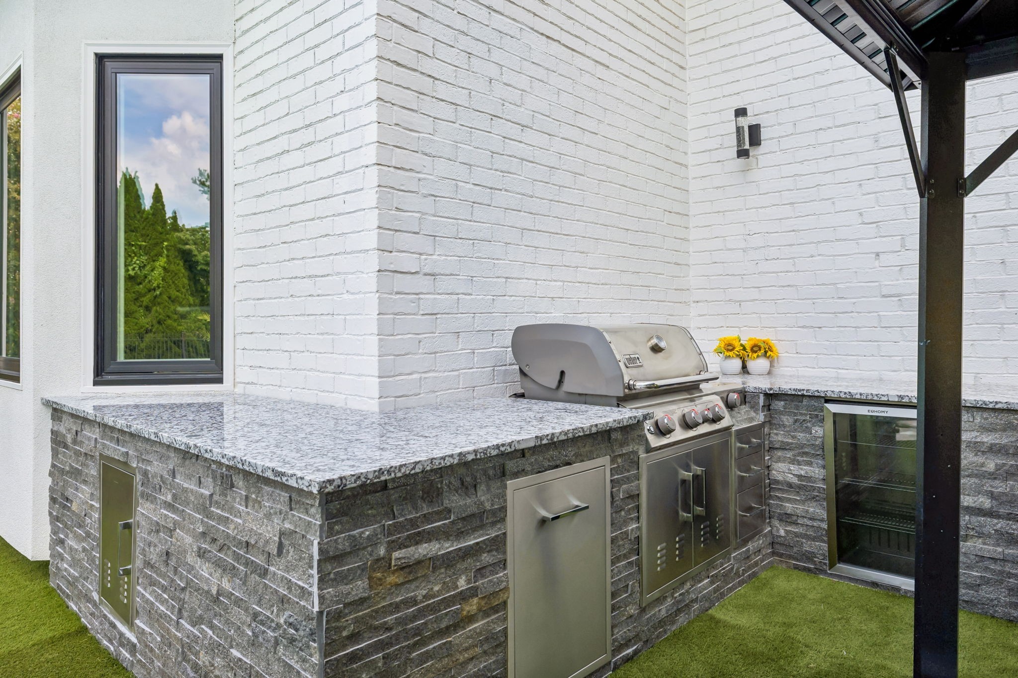 2112 Summer Hill Cir