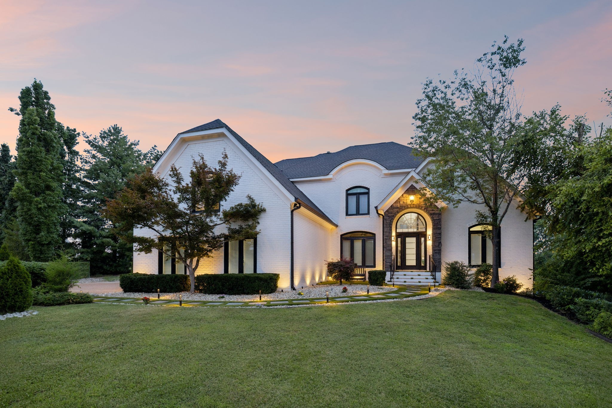 2112 Summer Hill Cir