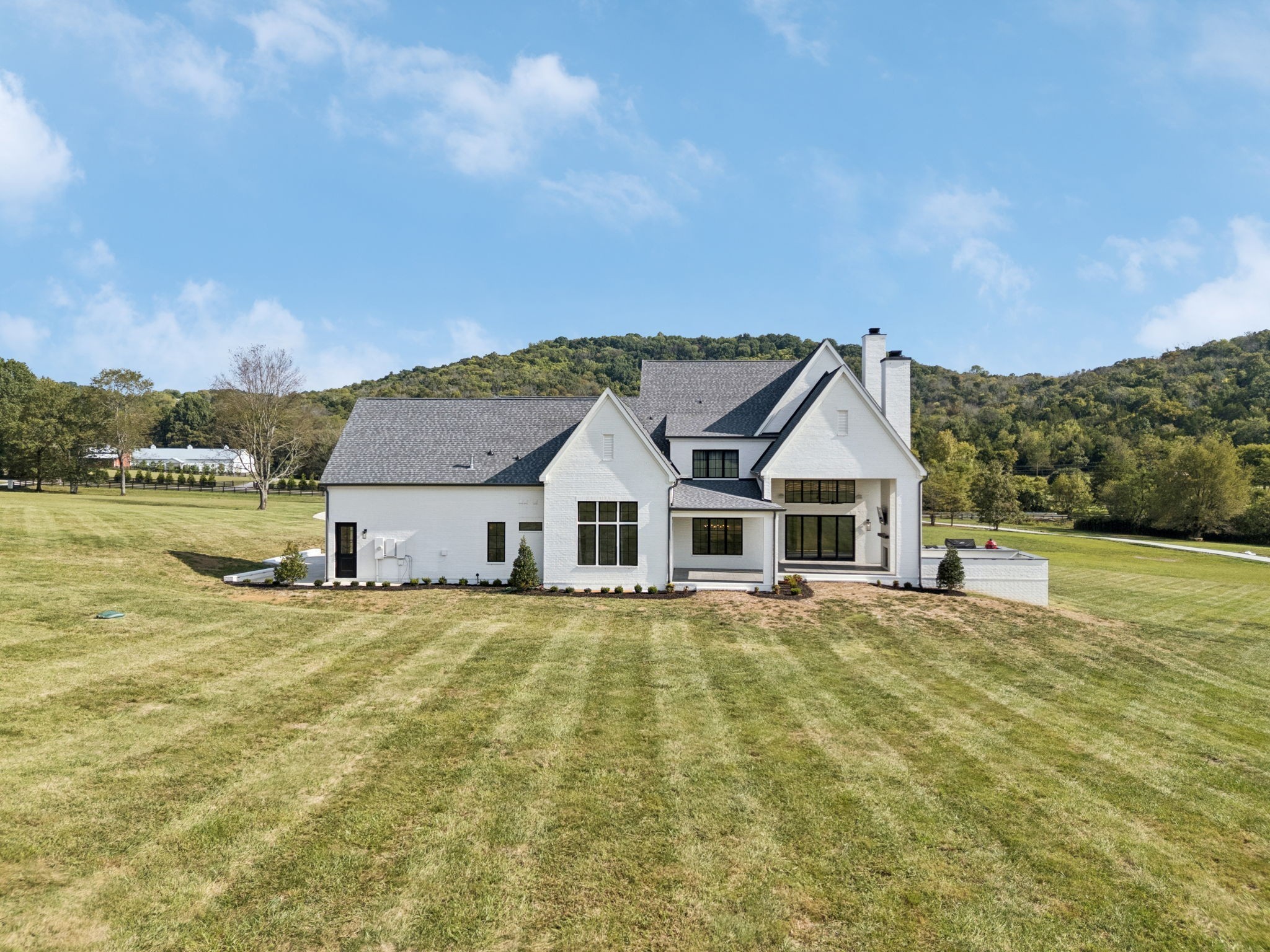 2245 Skinner Rd