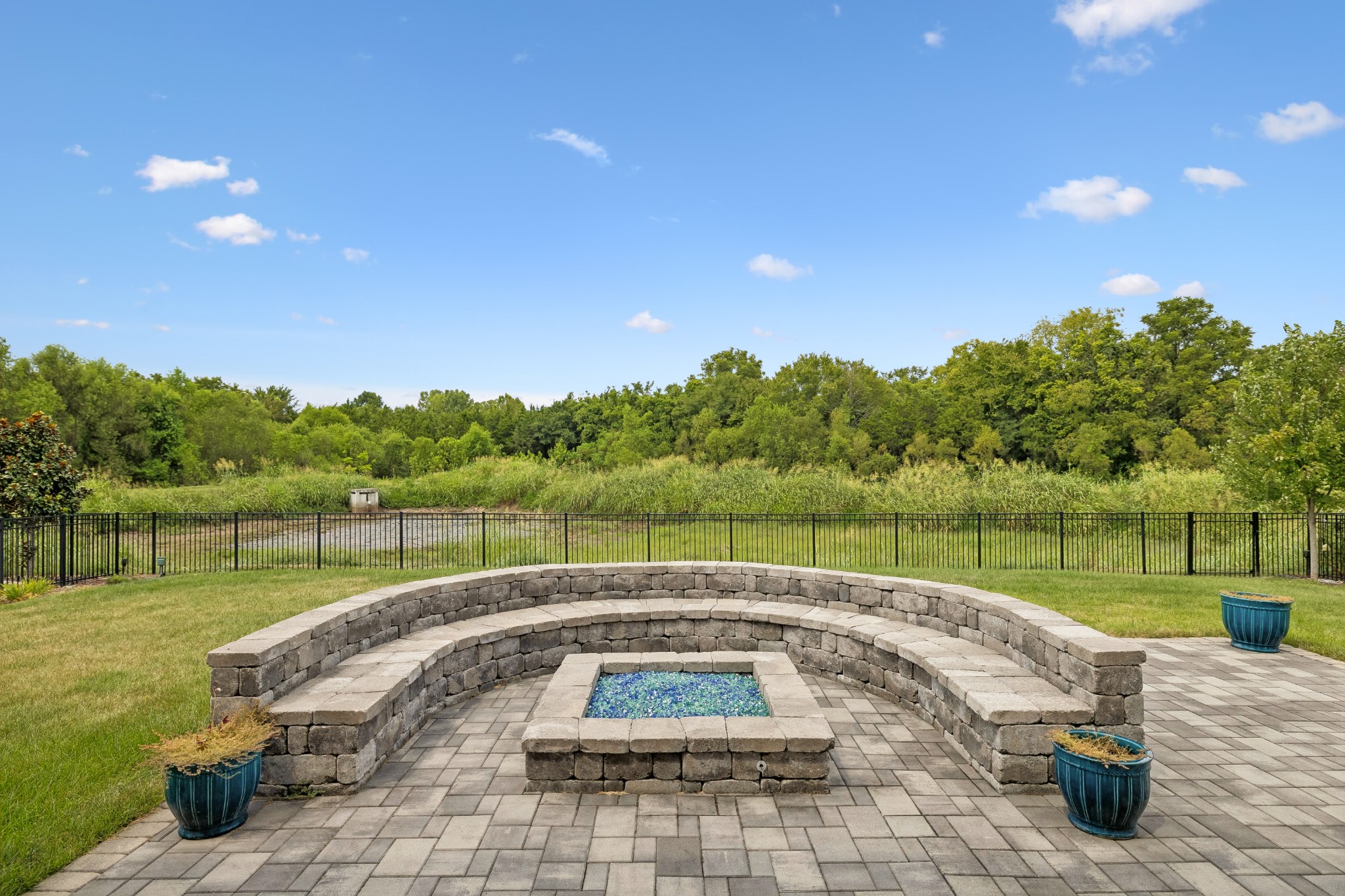 3231 Bradfield Dr