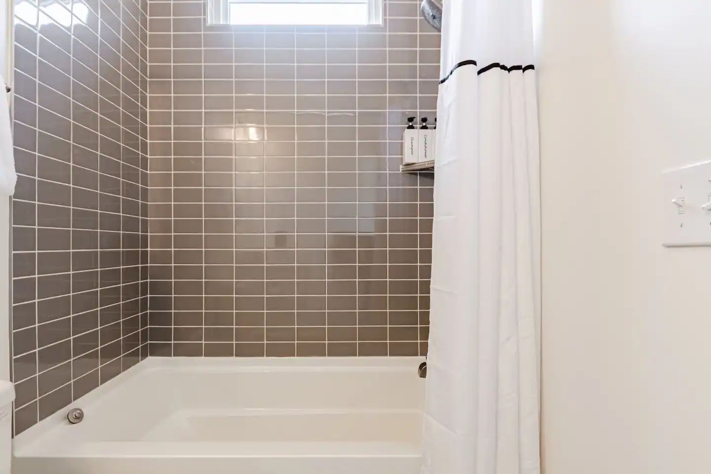 2410 Meharry Blvd Unit: 9