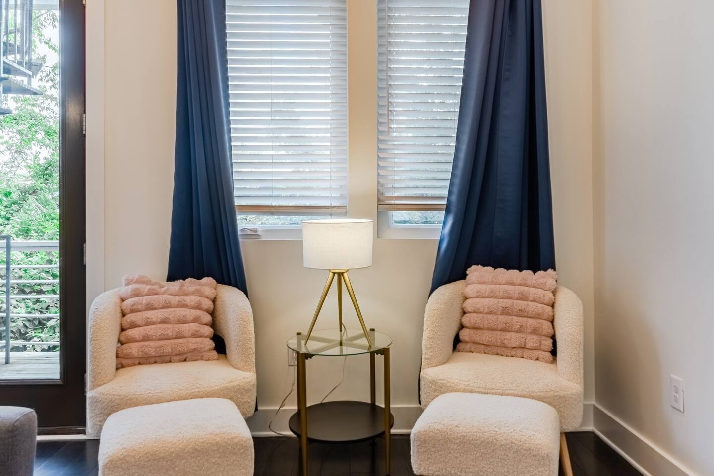 2410 Meharry Blvd Unit: 9