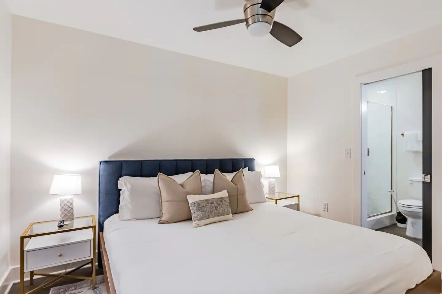 2410 Meharry Blvd Unit: 9