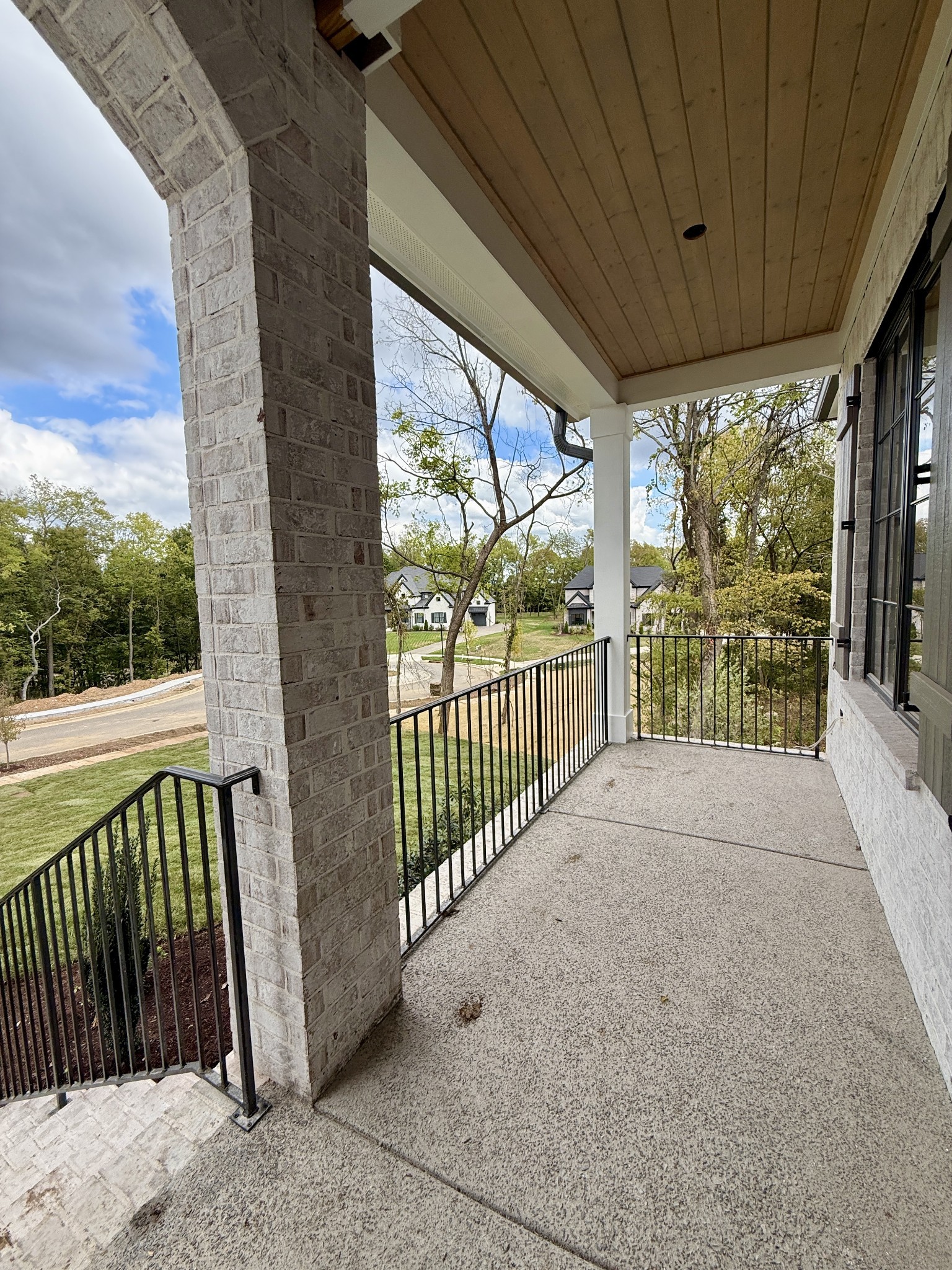 9906 Amarosa Court