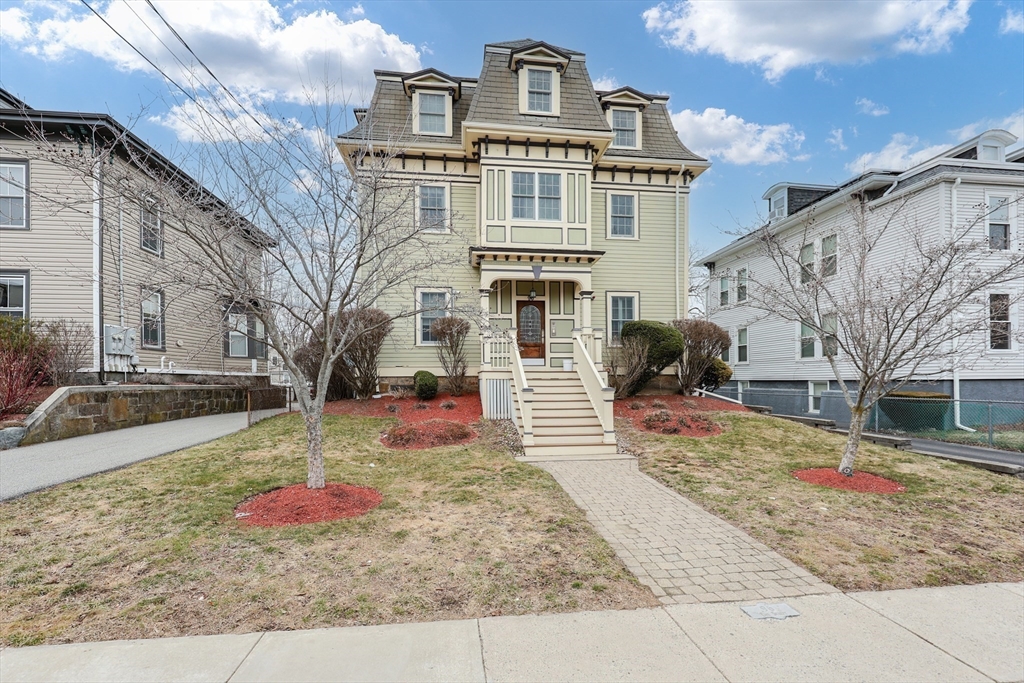 96 Dix St # 2