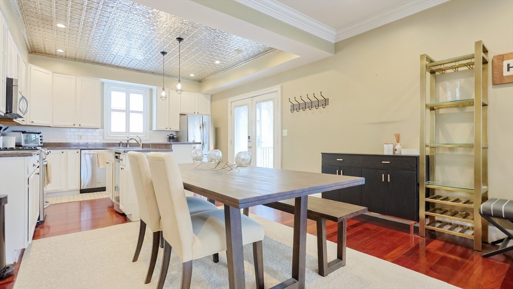 96 Dix St # 2
