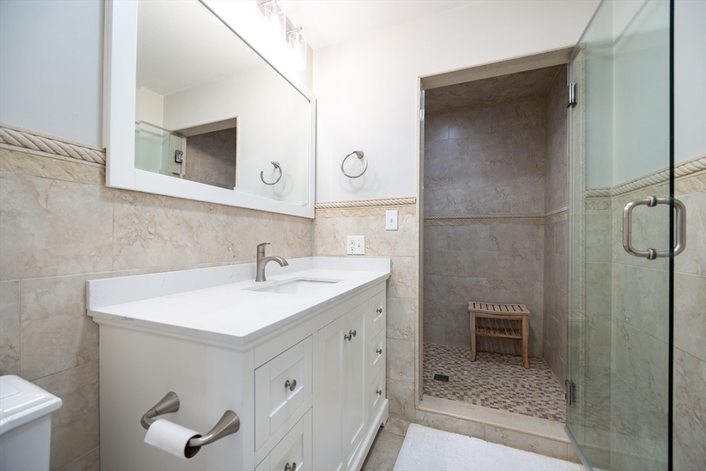 96 Dix St # 2