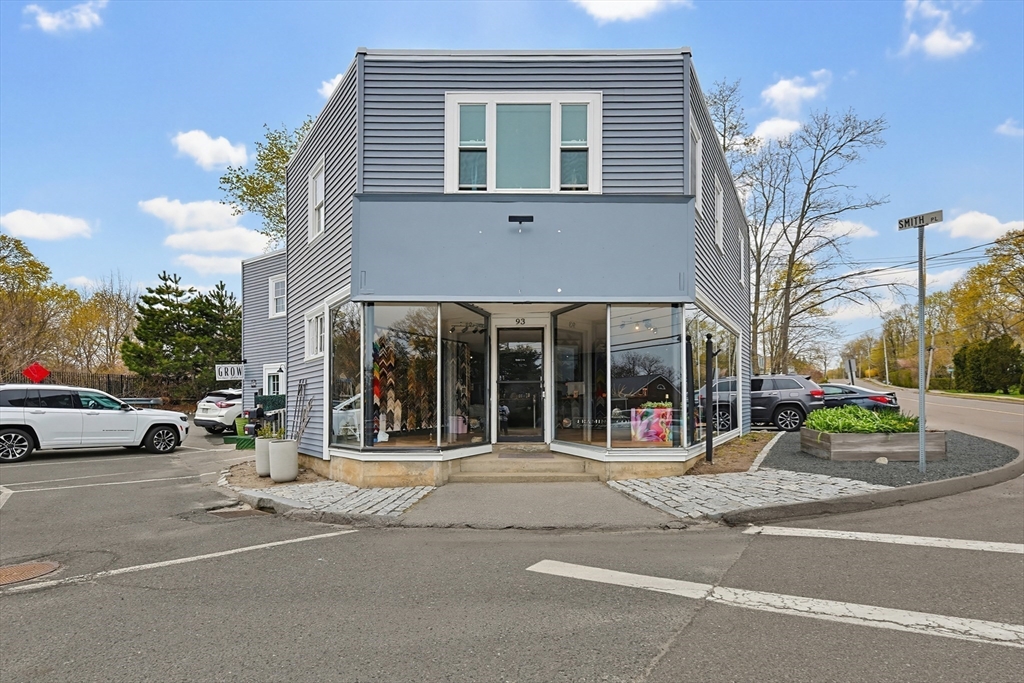 93 Ripley Rd