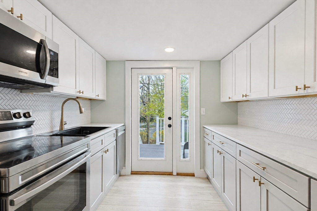 93 Ripley Rd