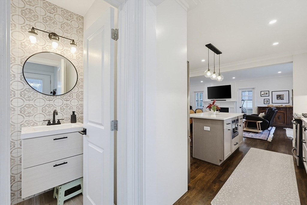 1343 Quincy Shore Dr