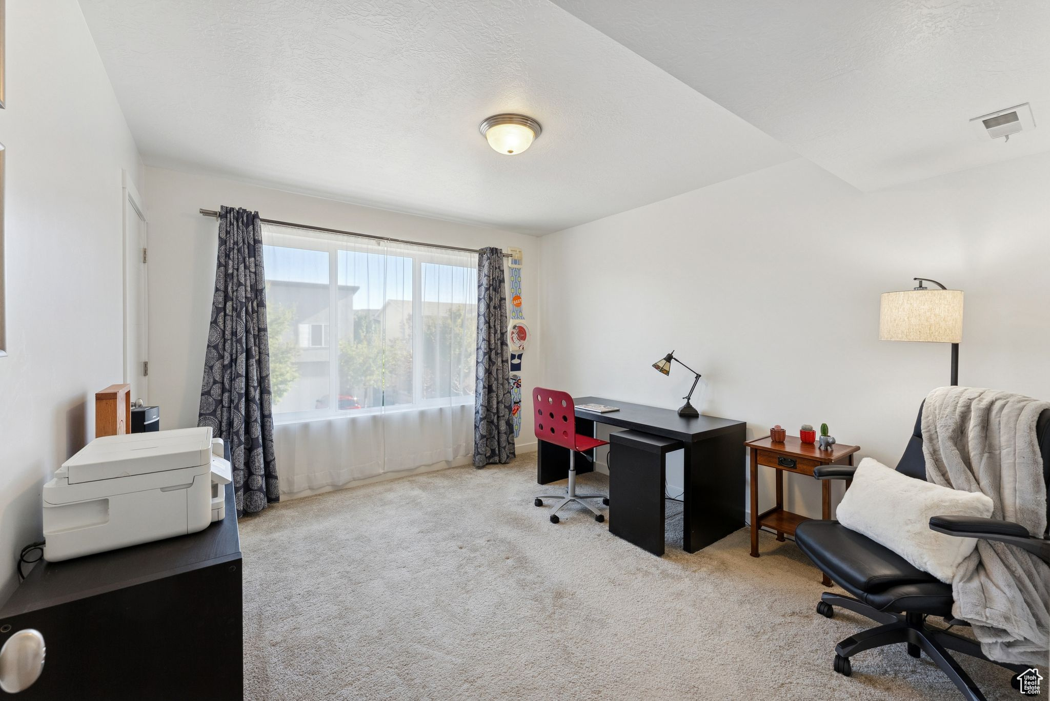 5338 W SILVER CLOVER LN