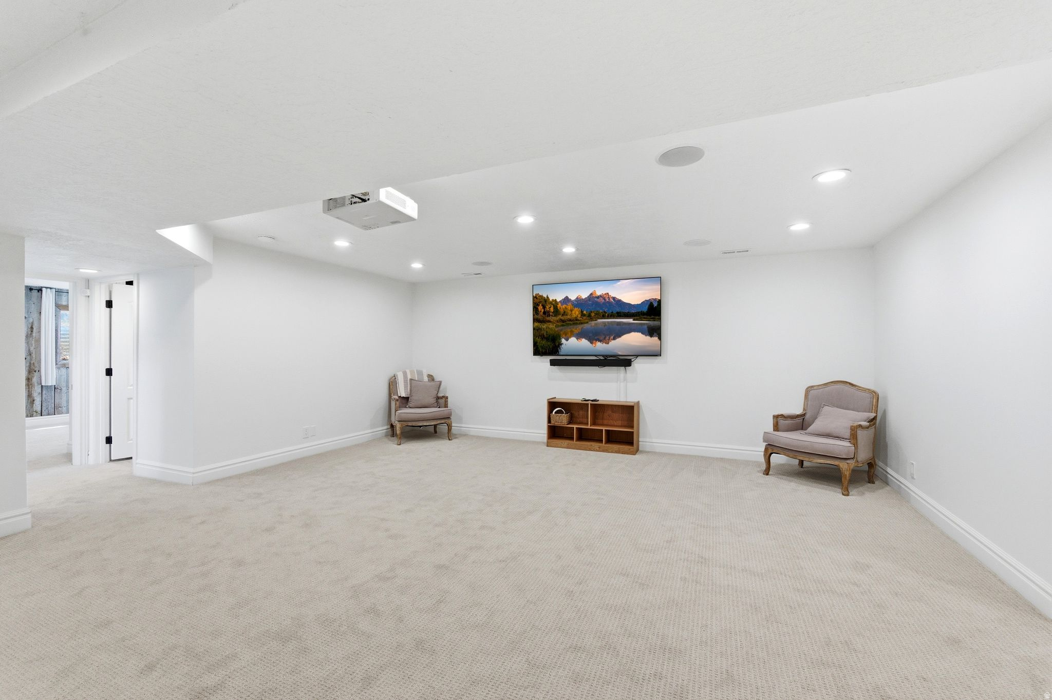 880 STRINGTOWN RD
