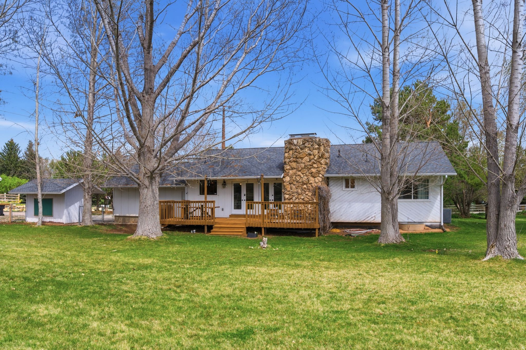 880 STRINGTOWN RD
