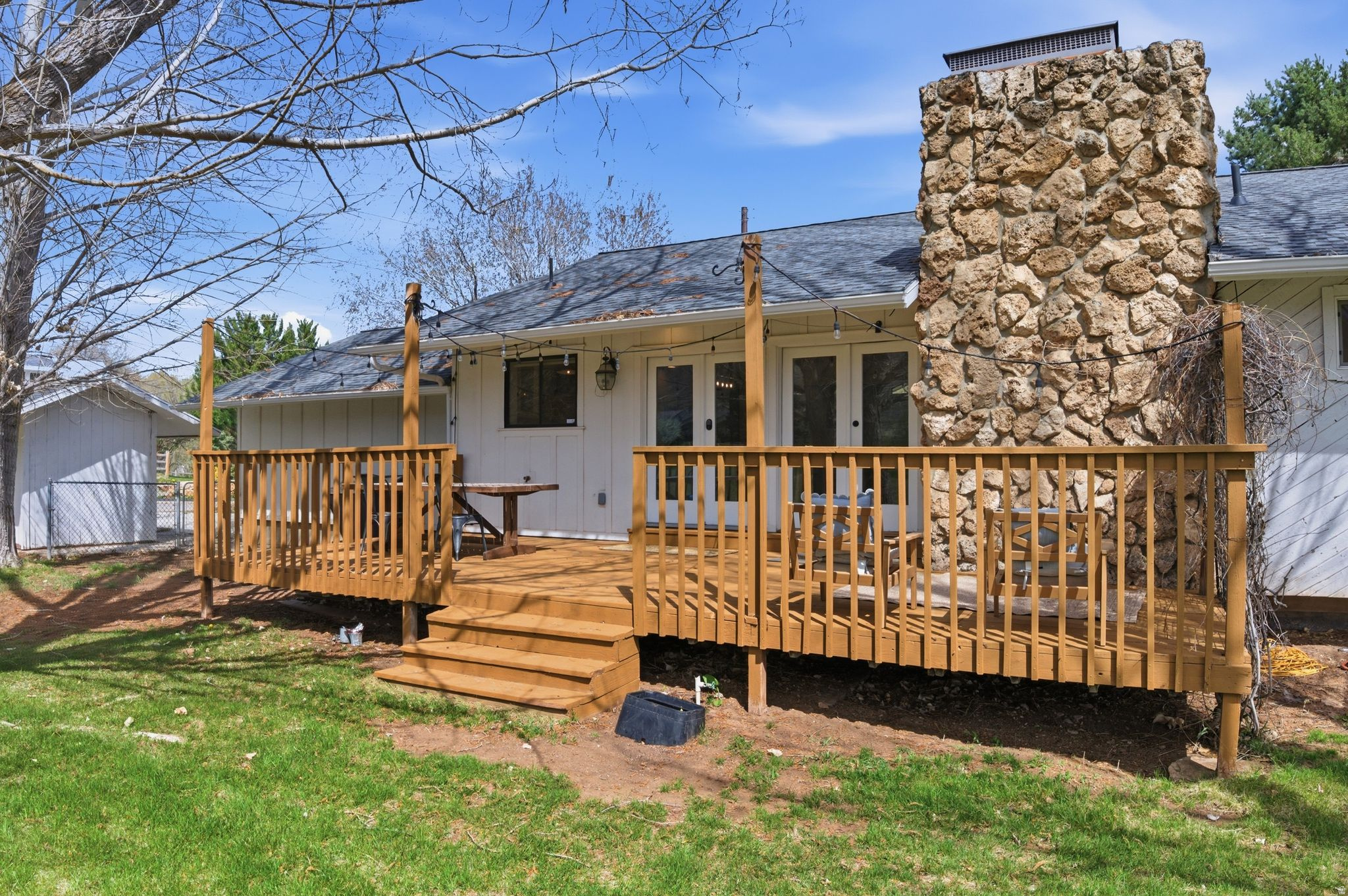 880 STRINGTOWN RD