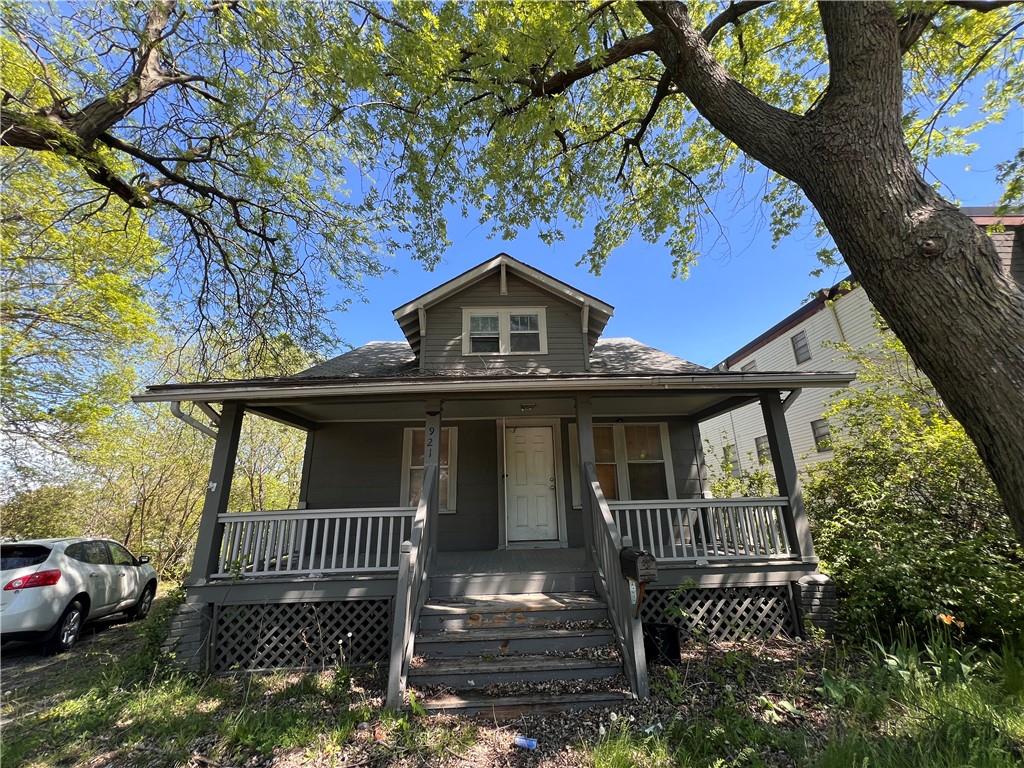 921 S Noland Road