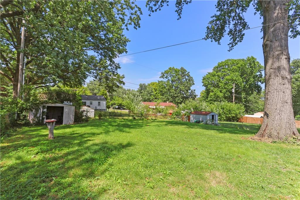 12212 E 47 Terrace