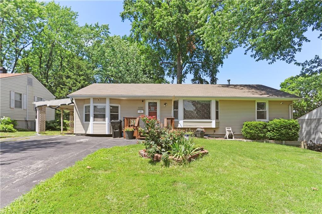 12212 E 47 Terrace