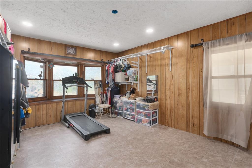 12212 E 47 Terrace