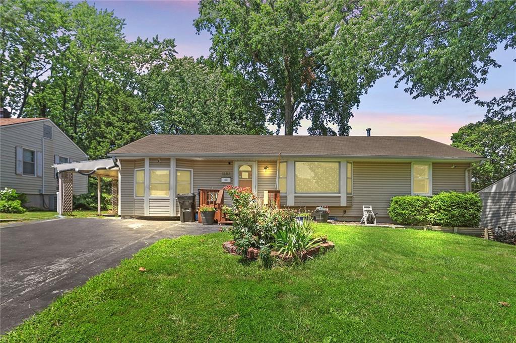 12212 E 47 Terrace