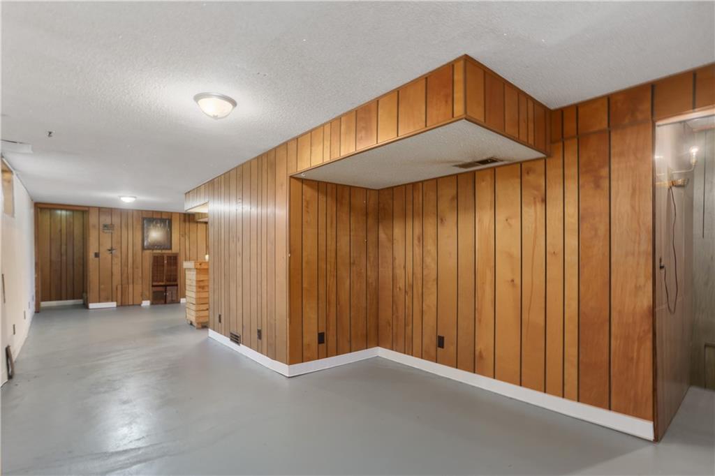 12212 E 47 Terrace