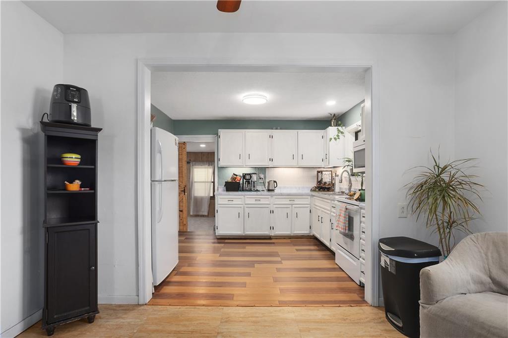 12212 E 47 Terrace