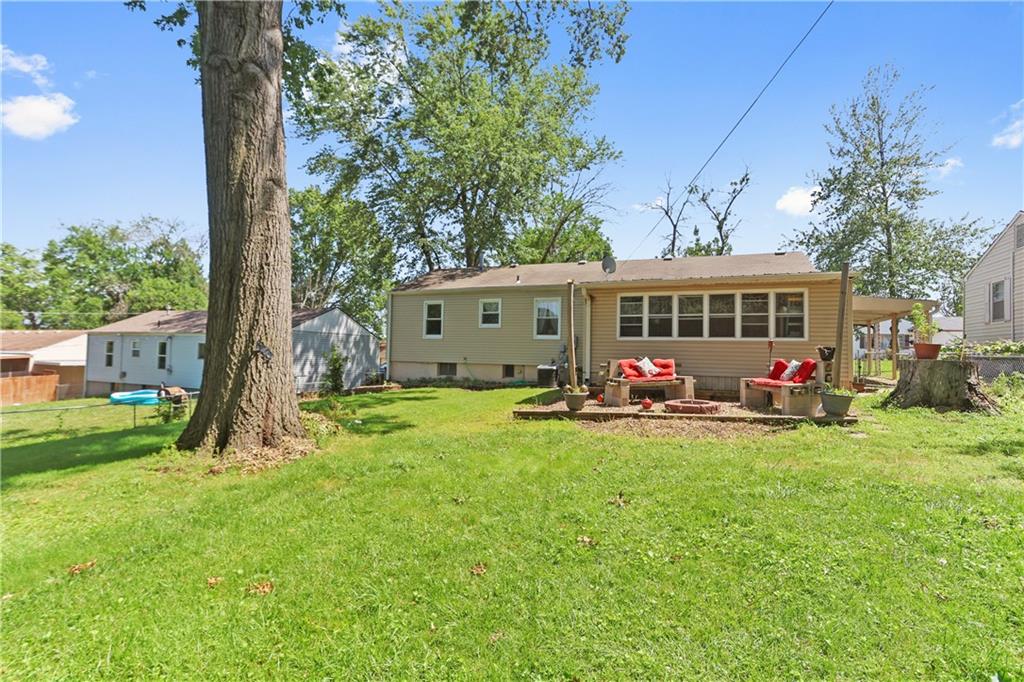 12212 E 47 Terrace