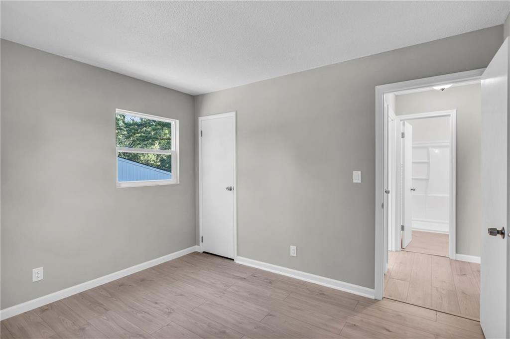 506 N 83rd Place