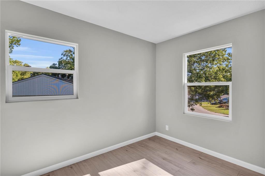 506 N 83rd Place